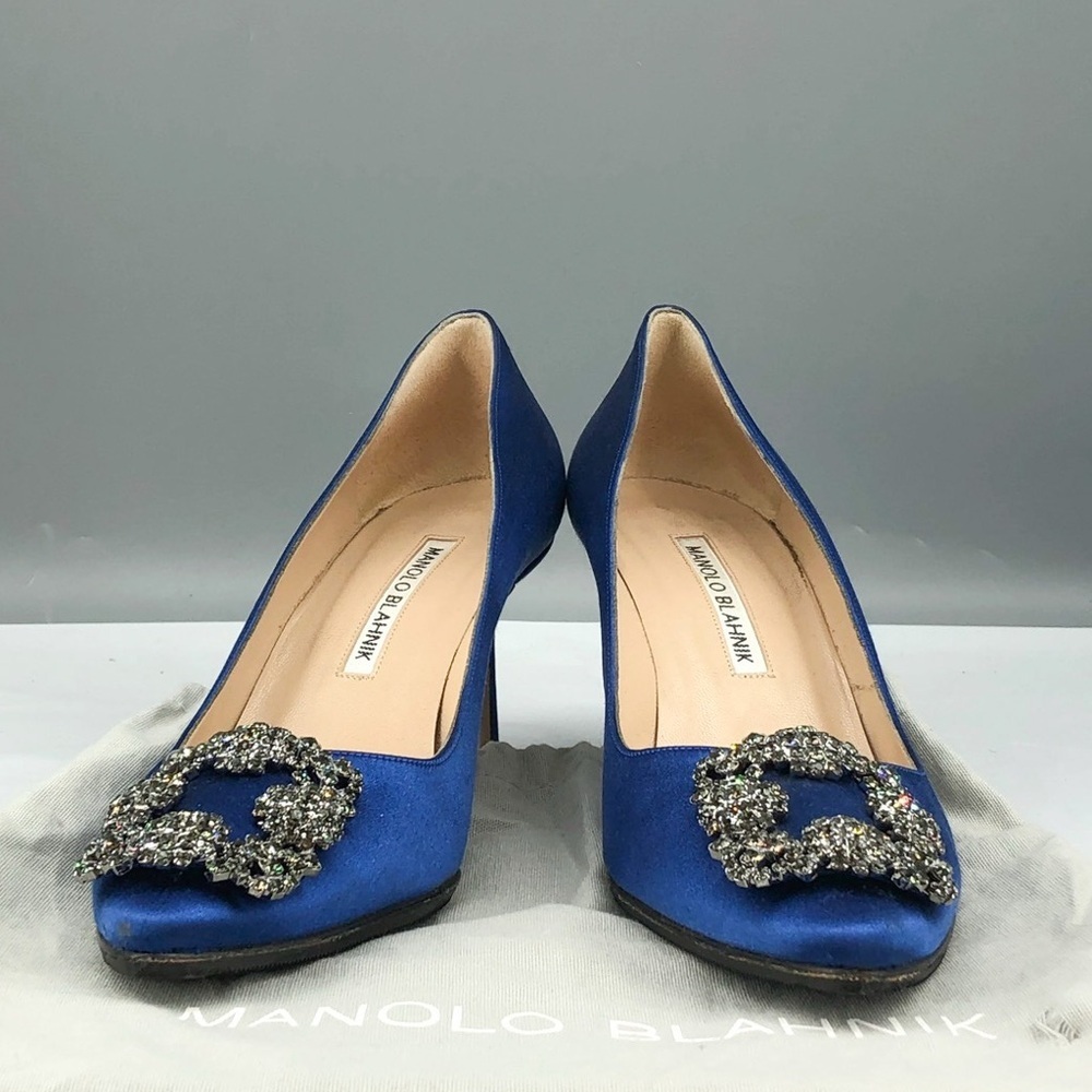 Manolo Blahnik Hangisi 70 Blue Satin Crystal Buckle Pumps 37.5 - Picture 4 of 7